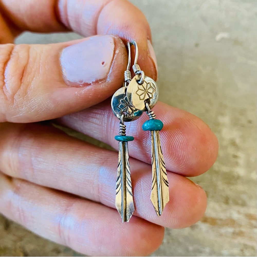 ♥️ Southwestern Style ♥️ Sterling Silver & Turquoise Feather Earrings